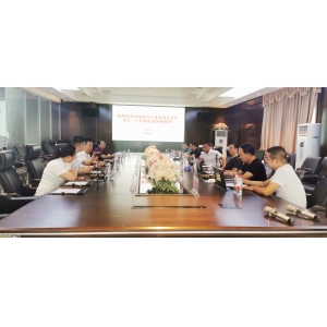 河南省辦公家具協會會長張鋒一行到訪思進家具集團指導工作！